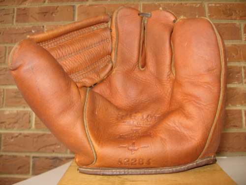 Wilson Ball Hawk A2284 Front
